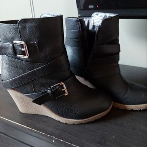 Women half leather Justfab wedges boots